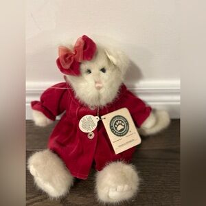 Boyds Bears Red Velvet Coat Teddy collection